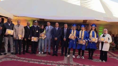 أمن الرشيدية يحتفي بالتلاميذ المتفوقين دراسيا ويكرم المتقاعدين في أمسية احتفالية مميزة + صور