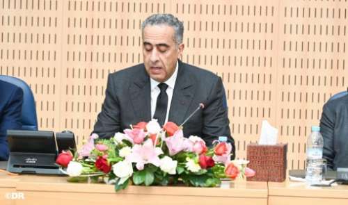 عبد اللطيف الحموشي يشرف على تسليم أوسمة  ملكية  على أطر وموظفي المديرية العامة لمراقبة التراب الوطني .