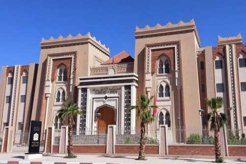 سنتان حبسا نافذا لسائق اعتدى على ضابط أمن بسد للمراقبة واستئنافية ورزازات ترفع التعويضات